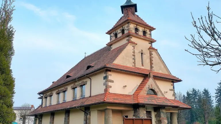 Jak się spowiadać tekst: Kościół świętego Prokopa Opata - rzymskokatolicki kościół filialny należący do parafii św. Prokopa Opata w Błędowie, w dekanacie mogiel
