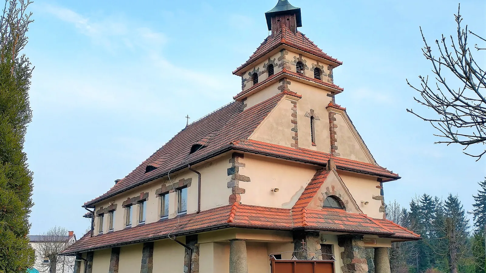 Jak się spowiadać tekst: Kościół świętego Prokopa Opata - rzymskokatolicki kościół filialny należący do parafii św. Prokopa Opata w Błędowie, w dekanacie mogiel